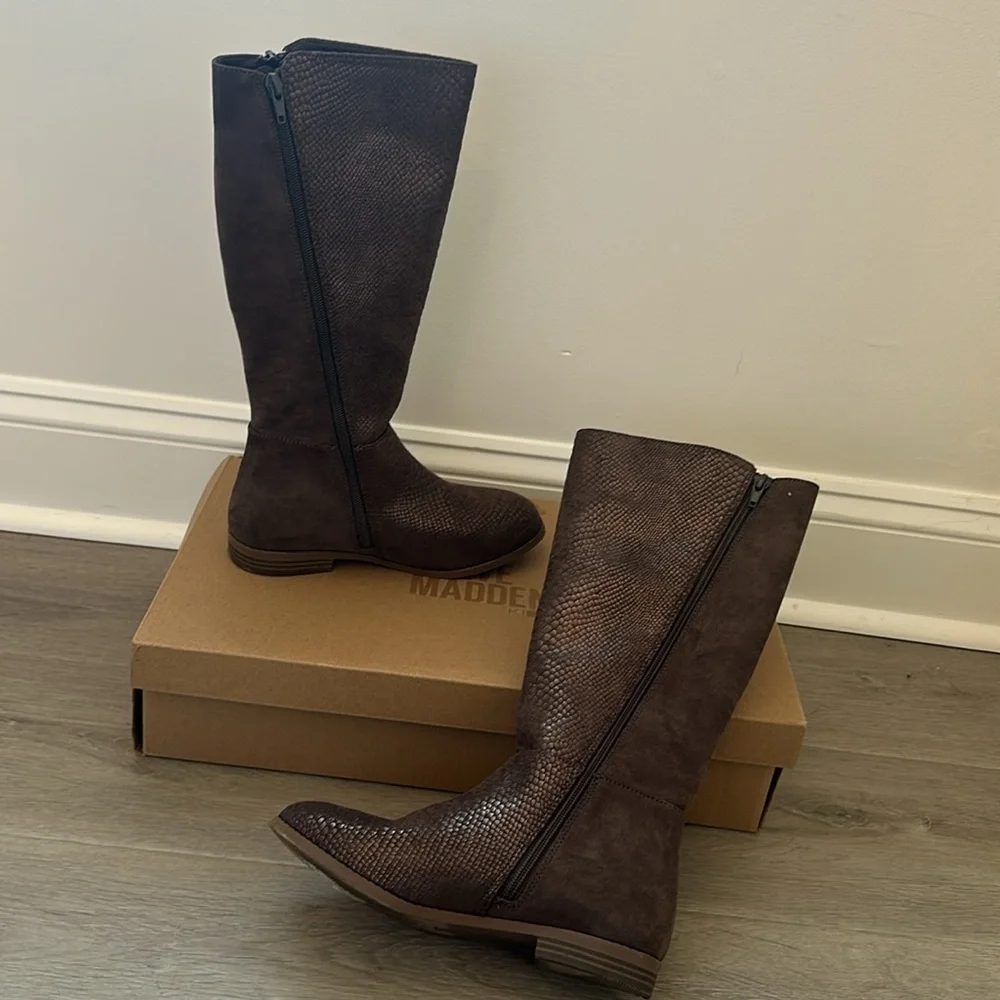 Steve Madden Jlanee Big Girl Boots Sz 4 Taupe